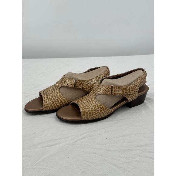 SAS Womens Comfort Shoes Suntimer Sandals Size 10 Beige Animal Print Slingback - Picture 2 of 10